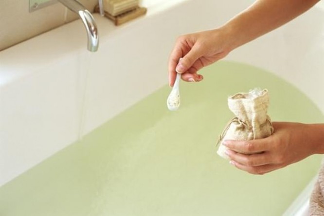 Ванные процедуры при псориазе: показания и предостережения