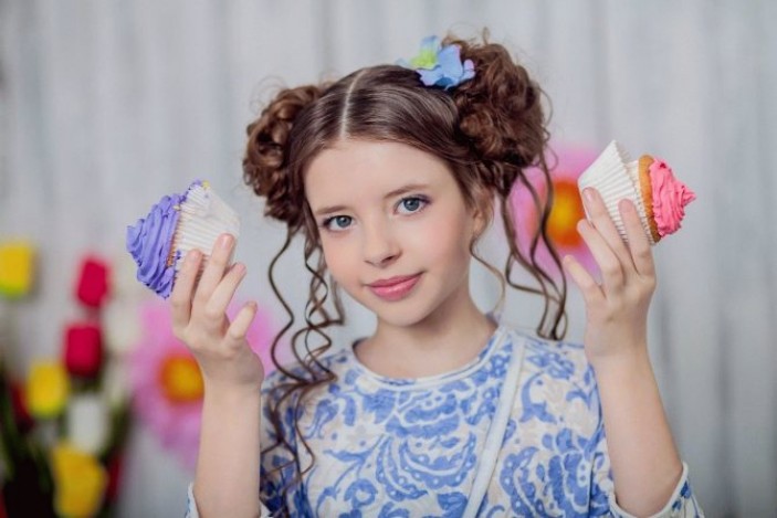 Современные прически для девочек 10-лет на короткие волосы