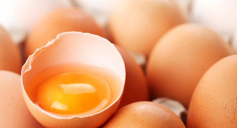 Сырые яйца — польза и вред употребления продукта
